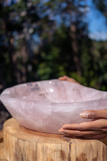 Luxurious Rose Quartz Bowl